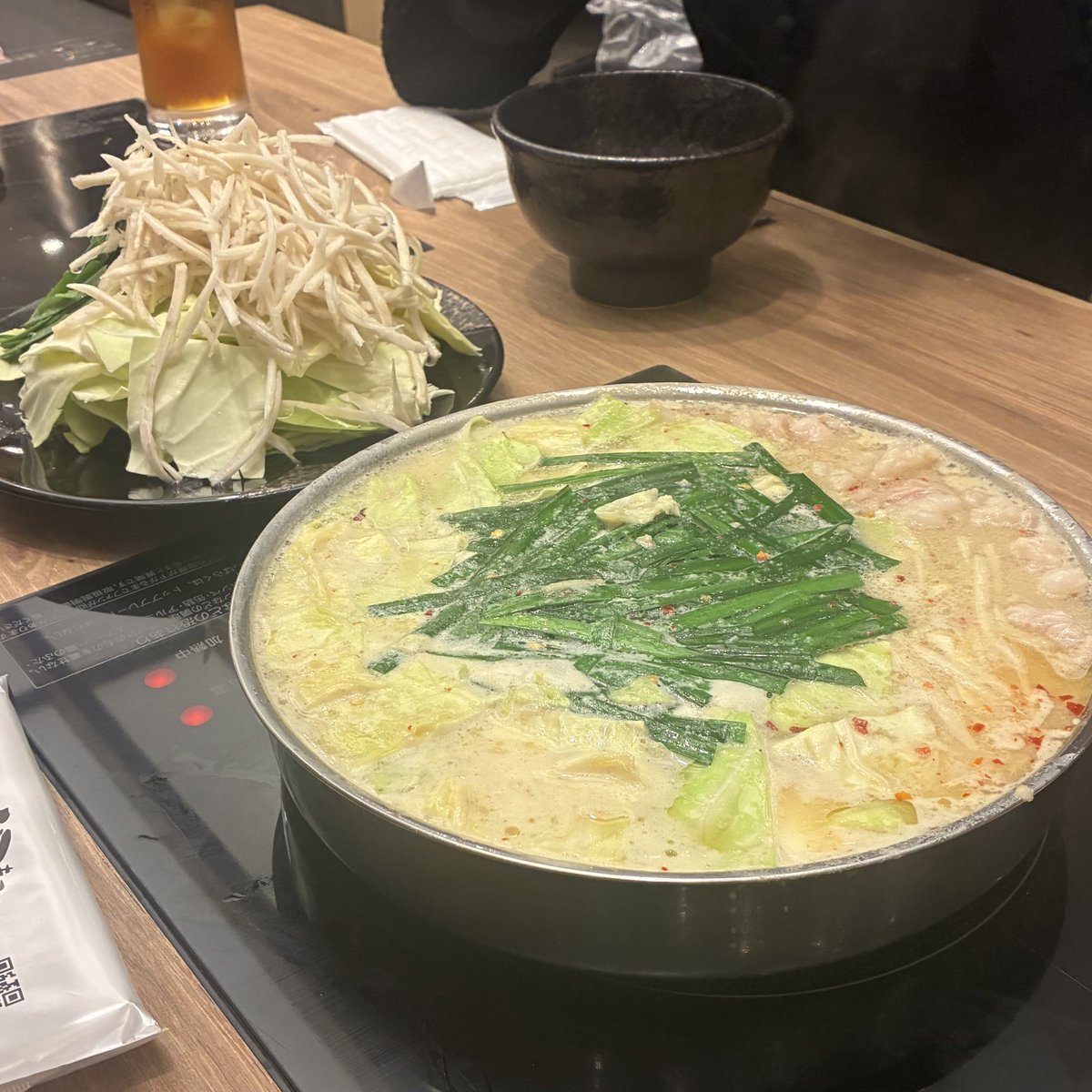 natchseyo's tweet photo. 福岡行けてよかった‼️
のんちが可愛いペンラカバー
作ってくれたの忘れない〜😭🩵
もつ鍋も食べれて最高だ���た(˚ ˃̣̣̥᷄ω˂̣̣̥᷅ ) https://t.co/LbQostDST4