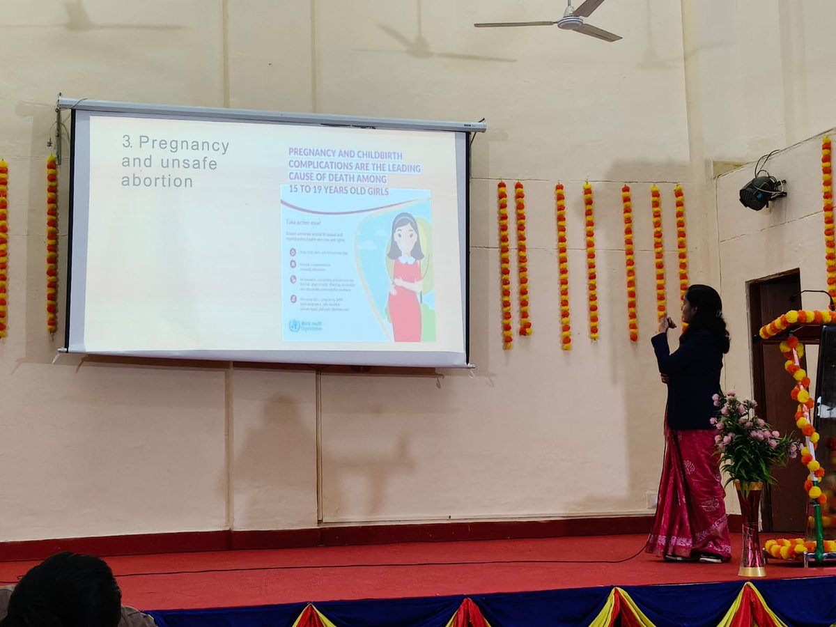 GwaliorRcwa's tweet photo. A awareness programme on cancer prevention with special focus on cervical cancer and sexual reproductive health awarenes by Dr. manisha chouhan, (Jayarogya Hospital GWL) organised at RCWA GC GWL  on 11/02/2026. https://t.co/o95vBADoTg
