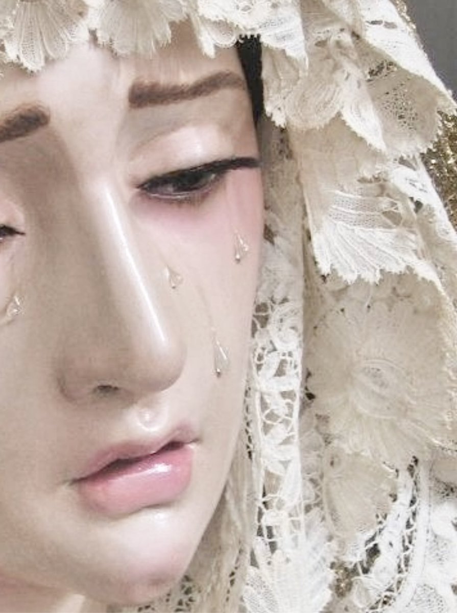 𝒹𝑜𝓋𝑒𝓎 tweet media