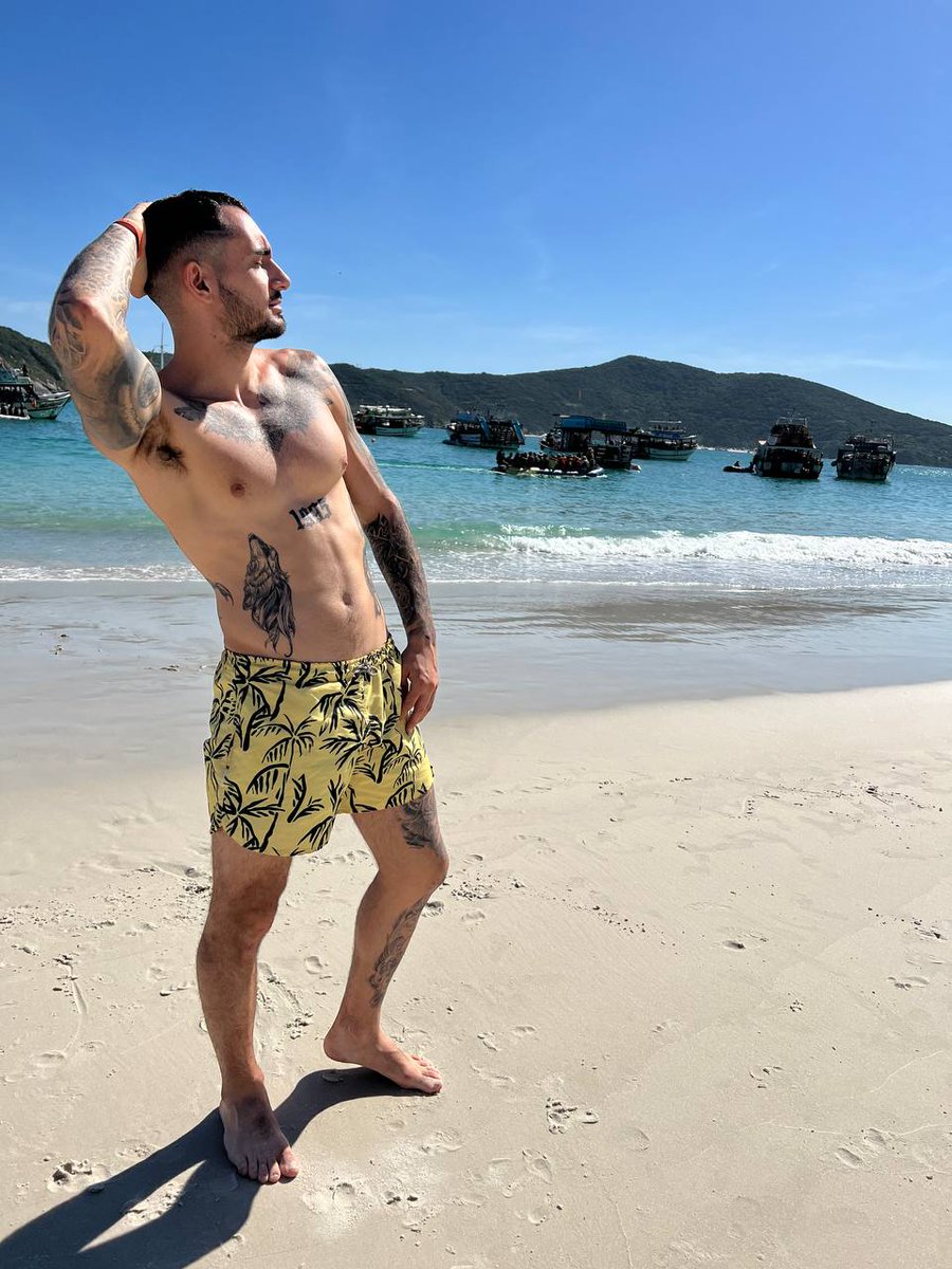 RuleBreaker tweet media