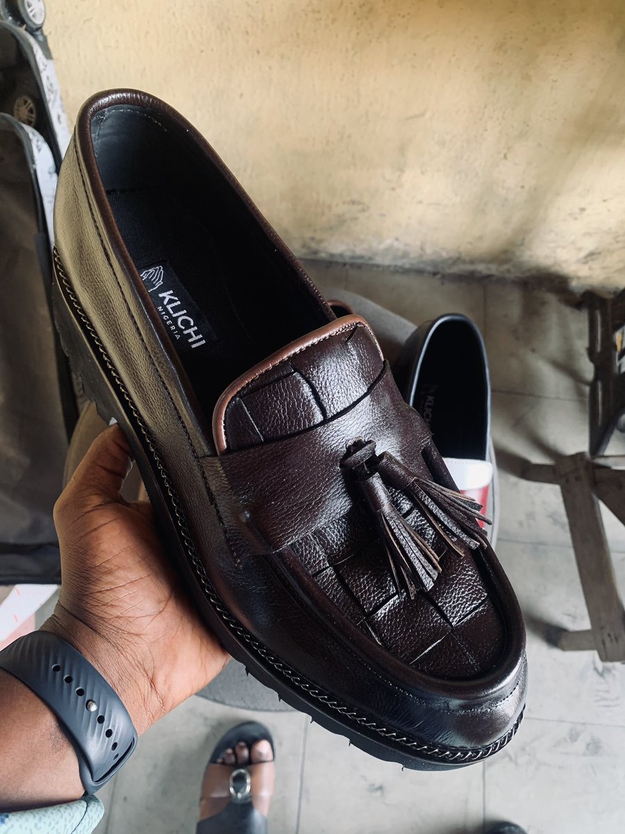I will craft your attention to details

GET OUR 100% GENUINE LEATHER SHOE

Built to last
Suitable on all outfits
Available in all sizes and colors
65,OOO

Nationwide delivery
LINK AT BIO, TO ORDER.