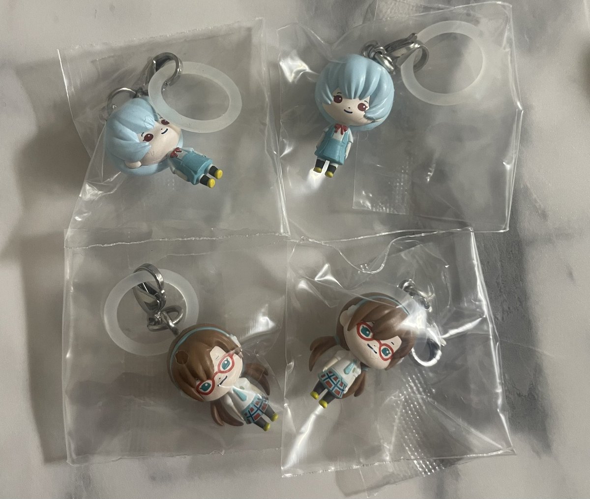 しずく tweet media