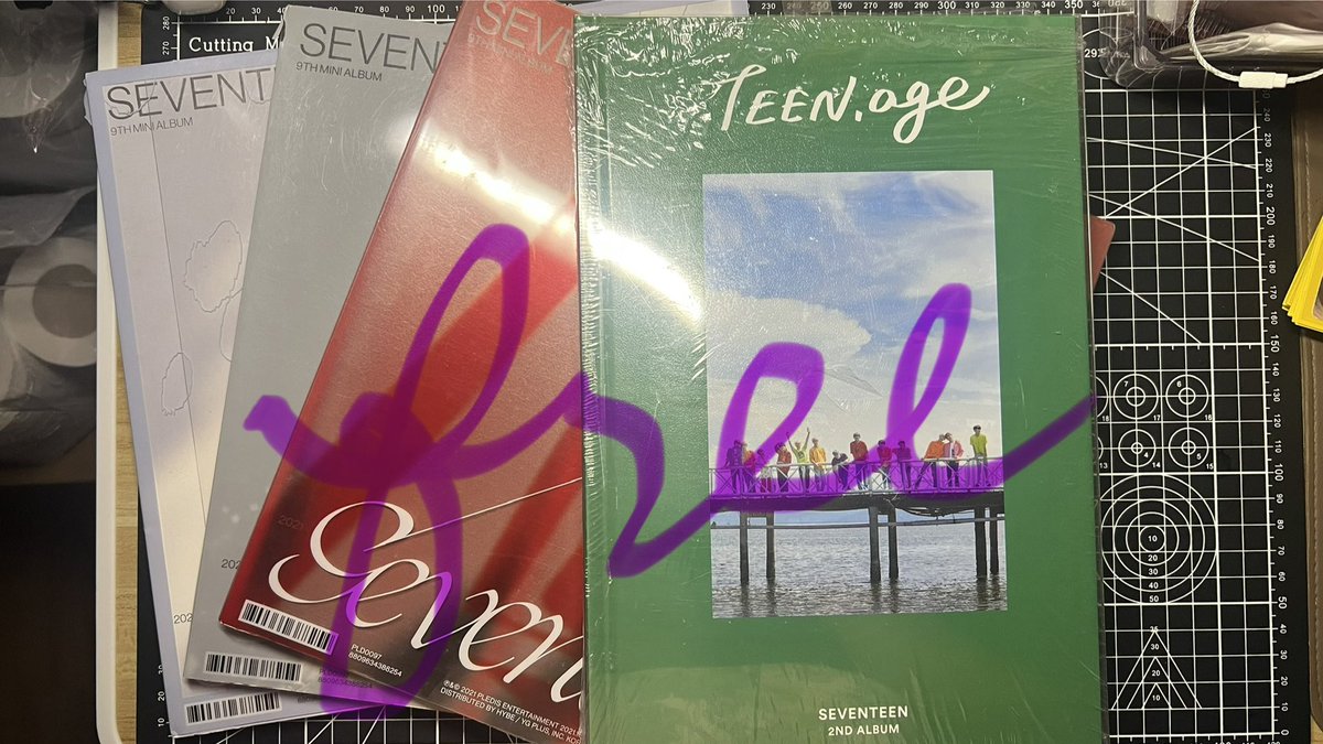 saluteyoonzino's tweet photo. wts | lfb

quit sale! assorted 63 svt pcs + Oh My Days, Sweet Voice ABCD episodes for ₱12,000 set

you can host hatian! free pf na rin with pc box!

free unsealed attacca albums and teenage green for successful claimer!

DOP: PAYO | March 5

Loc: Batangas

#seventeen https://t.co/nKM9RmwPip