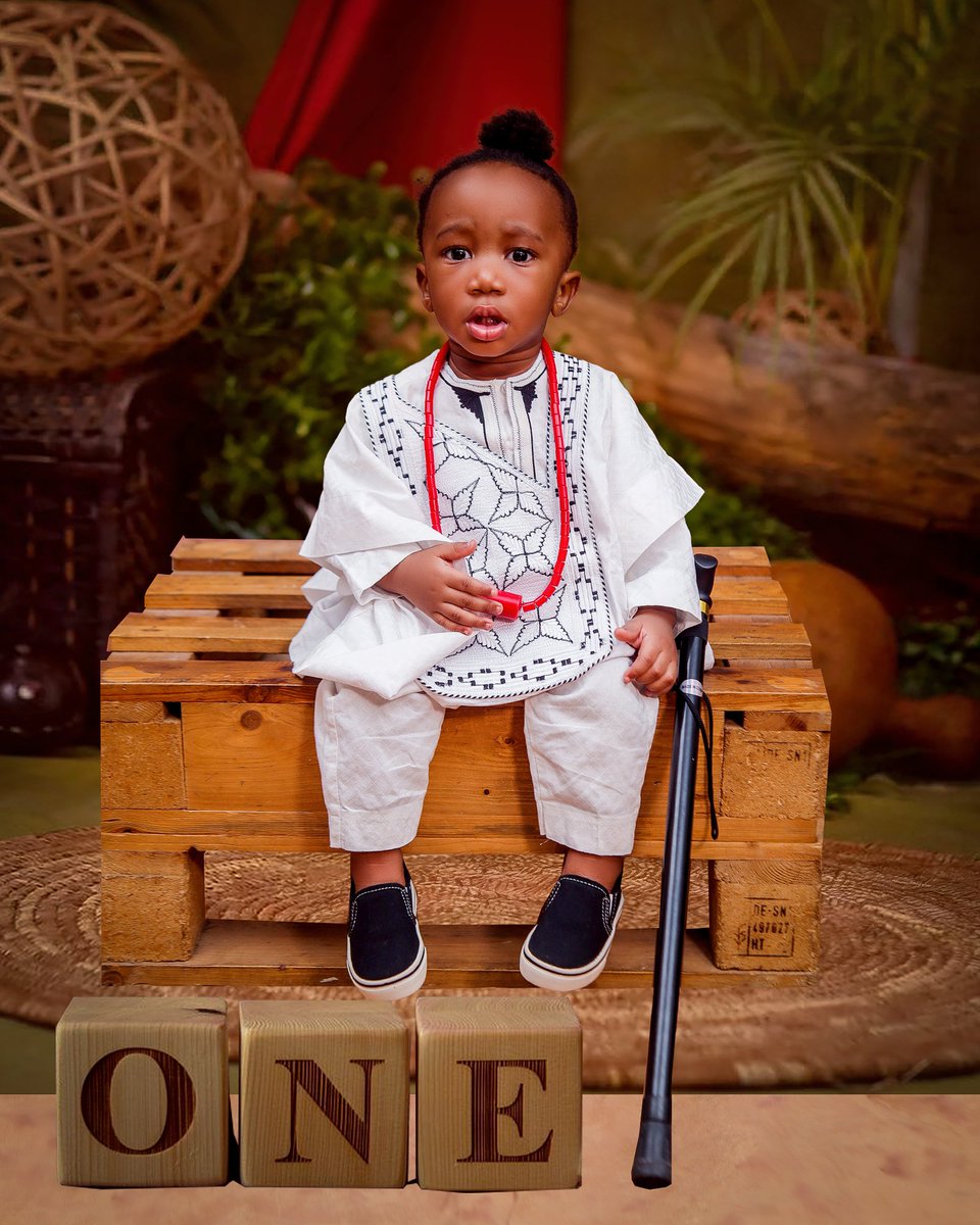 BamideleAkande's tweet photo. A year today, this little Man came into our world and what an immense blessing you have been.🥳

Happy 1st birthday Mofetoluwa Jeriel Somtochukwu. Greater days ahead of you Son. Amen! 🍰🎊🎉
#MofesBirthdaySquad https://t.co/Tk1h3x2o3v