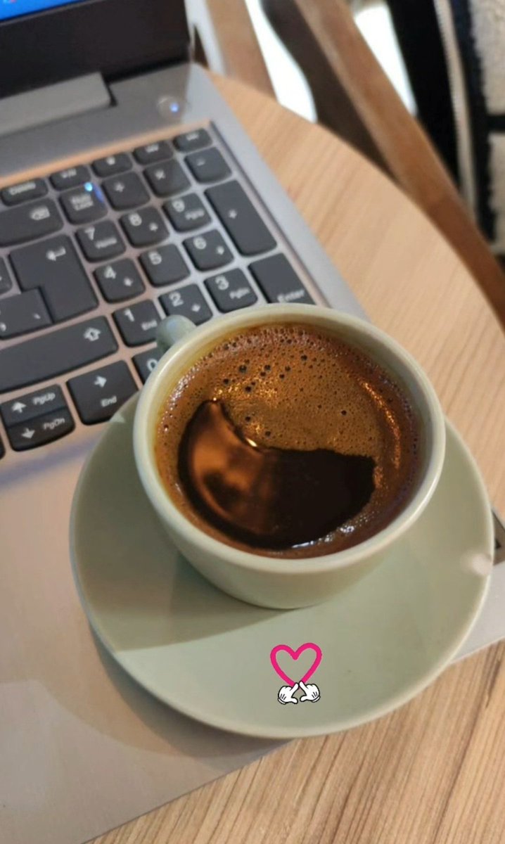 Yeni güne umutla,
        Günaydınnnn 🤗☘🍂☕🍫

#salı
#erkencitayfa