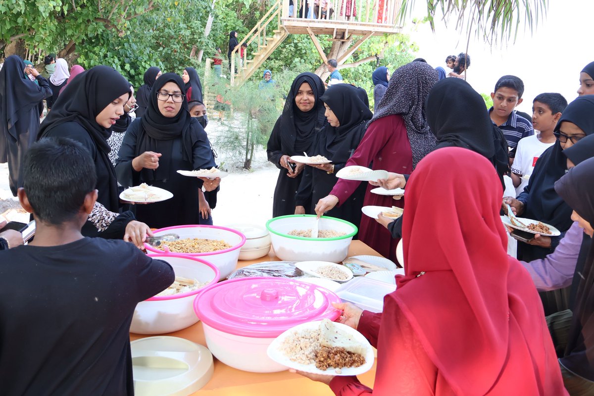 1447 ވަނަ އަހަރުގެ ބަރަކާތްތެރި ރަމަޞާންމަހަށް މަރުޙަބާ ކިޔުމުގެ ގޮތުން ފޮއްދޫގެ ރައްޔިތުންނަށް ބޭއްވުނު މާހެފުން

<a href="/lgaMaldives/">Local Government Authority</a> 

#visitfodhdhoomaldives