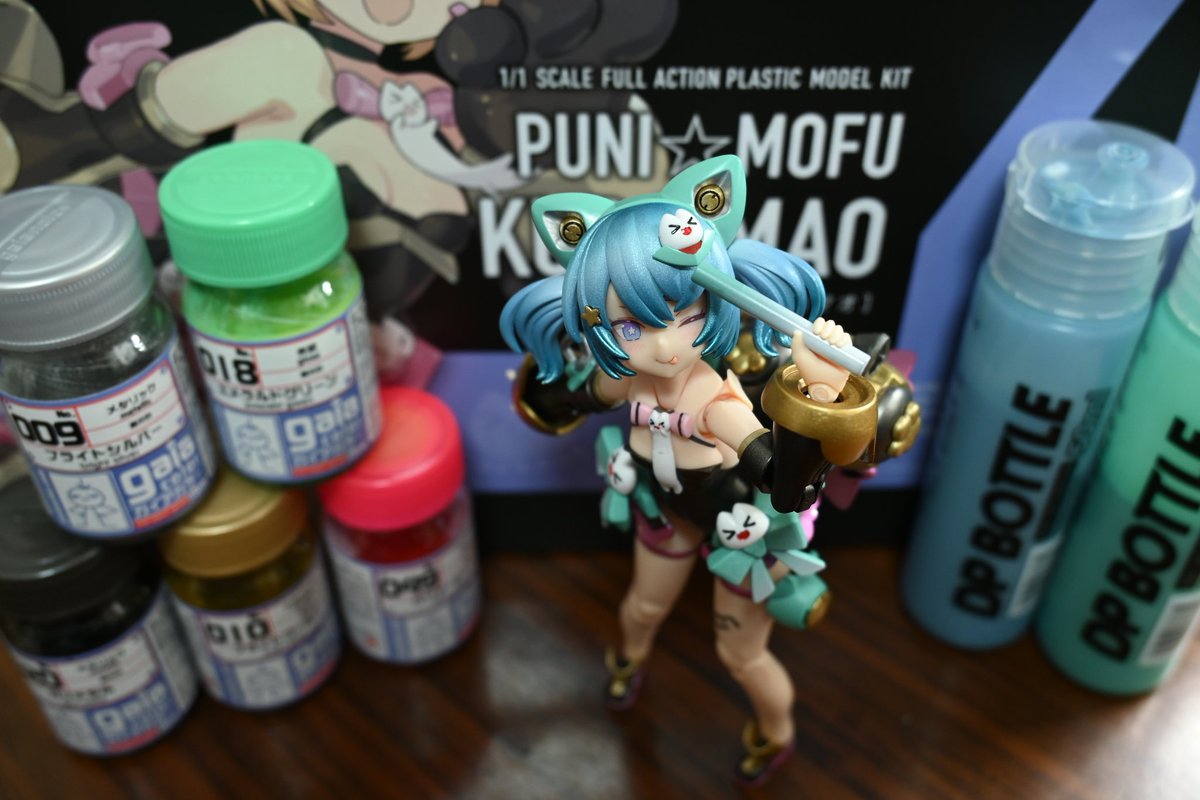 MynkFigure's tweet photo. 自作フィギア���向け🫠
Season13

題材📝　初音ミク　　　٩(๑´3｀๑)۶
材料📝　メガミデバイス　٩(๑´3｀๑)۶

1夜目🌛
お久しぶりです٩(๑´3｀๑)۶
只今、TOEICを勉強中🫠
4月から再始動予定…
塗装はコツコツ練習中、ぷにモフを
初音ミク的に塗装してみました٩(๑´3｀๑)۶
それでは…🌛 https://t.co/Cdd0VOWOgH