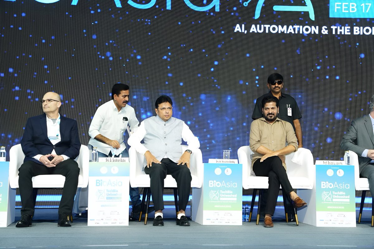 NewsMeter_In's tweet photo. #Hyderabad:
#Telangana Chief Minister @revanth_anumula, along with IT Minister Sridhar Babu inaugurated the 23rd edition of #BioAsia2026 in Hyderabad (Feb 17β18).
With the theme β#TechBio Unleashed: AI, #Automation & the #Biology Revolution,β Telangana is driving the #global convergence of #AI, #data & biotech β positioning Hyderabad at the forefront of next-gen life sciences, digital #health & advanced manufacturing, the Chief Minister said.