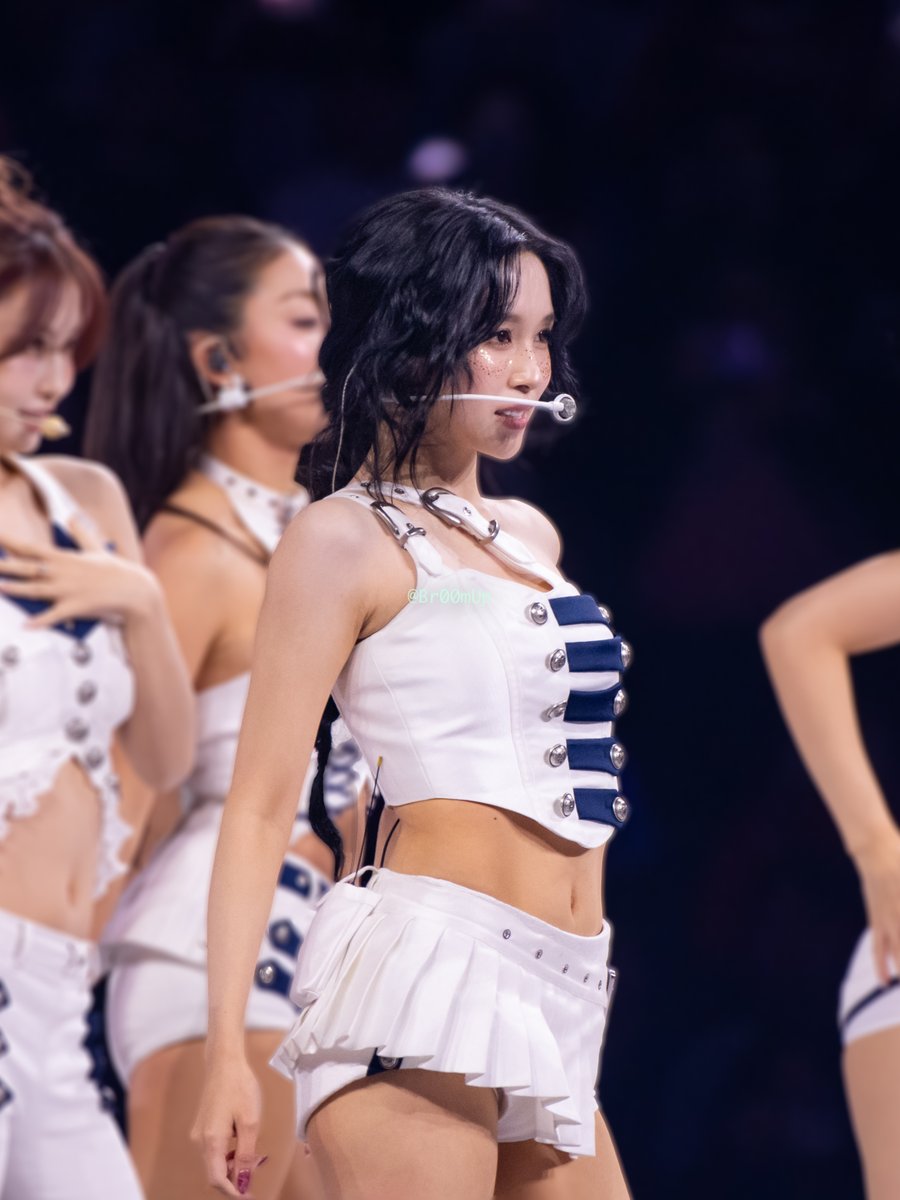 260201

#TWICE #트와이스
#MINA #미나
#TWICE_6TH_WORLD_TOUR #THISISFOR
#TWICE_THISISFOR_WORLD_TOUR
#TWICE_THISISFOR_WORLD_TOUR_IN_DALLAS