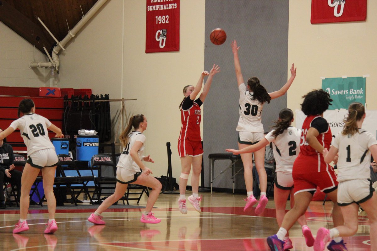 Rich Person tweet media