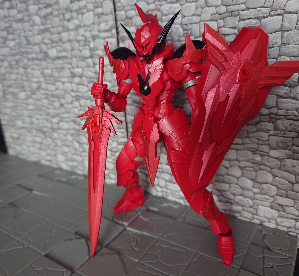 最近は 30MFのヴァーミリオンナイト作ってます。現在正規品2体と 余剰