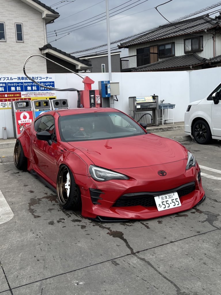 86エンジンブローからリビルトエンジンに載せ替えして復帰しました