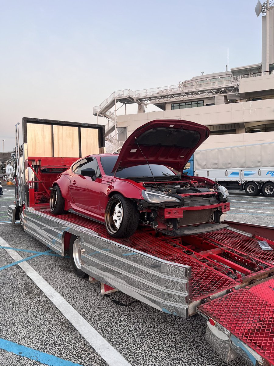 86エンジンブローからリビルトエンジンに載せ替えして復帰しました