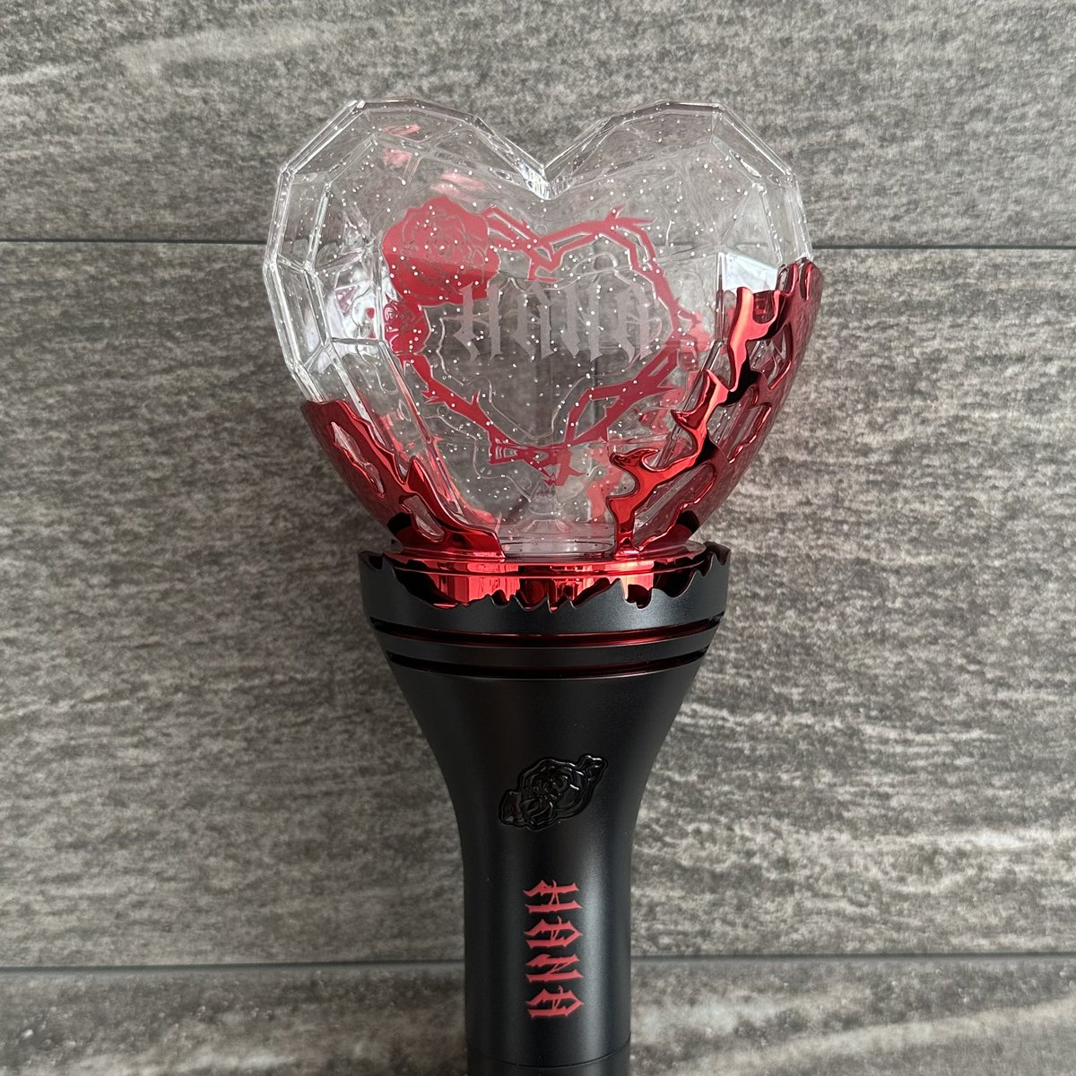 ペンラやっと届いたー！！ペンラはもちろんだけど外箱も説明書入れも