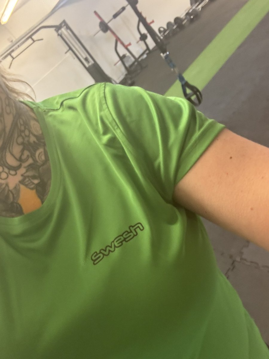 CariMurph tweet media