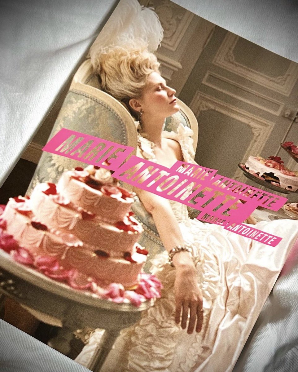 午前中から目が疲れている…👀💦 それでも目を使うのかという感じもする