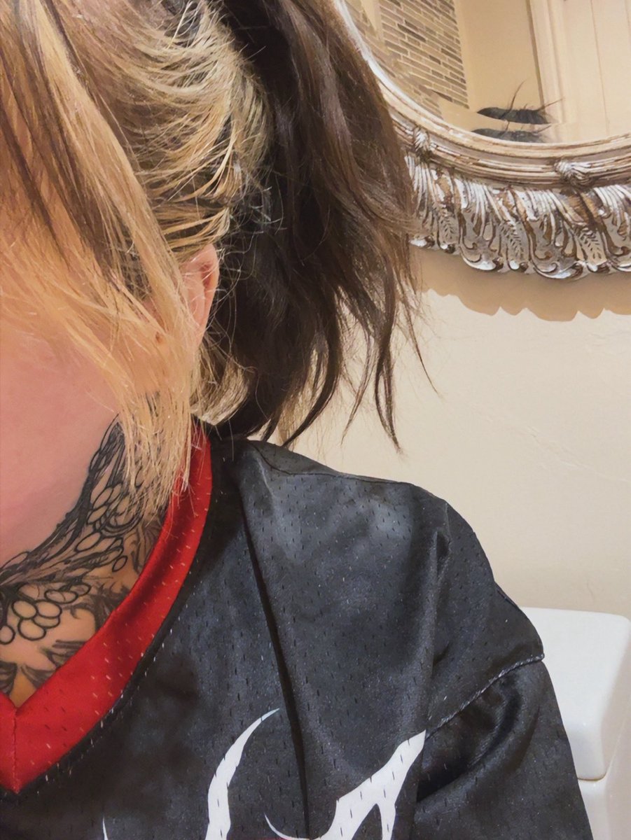 CariMurph tweet media