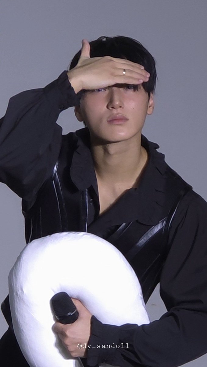 Can I say I'm obsessed with his lips