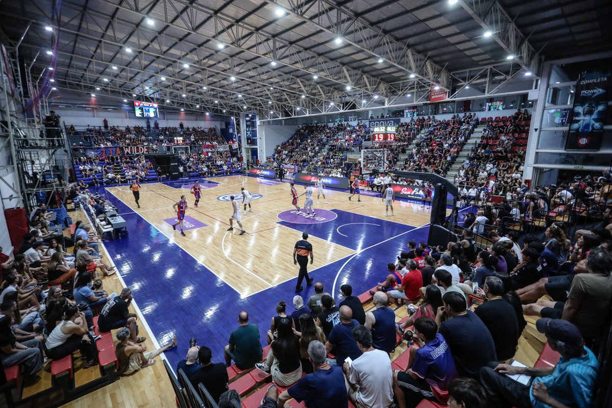 CASLABasquet's tweet photo. ¡Sí, LA CASA SE RESPETA! 💪🏼💙❤️ https://t.co/wnhQhJ0ju3