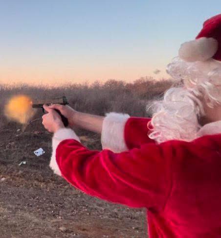 Santa Decides tweet media