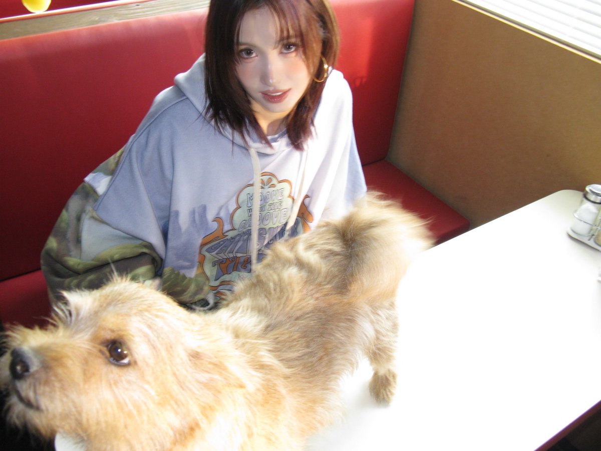 [MM🍑] 260216 10:01pm EST
260217 12:01pm KST

“With my love, Boo 💞”