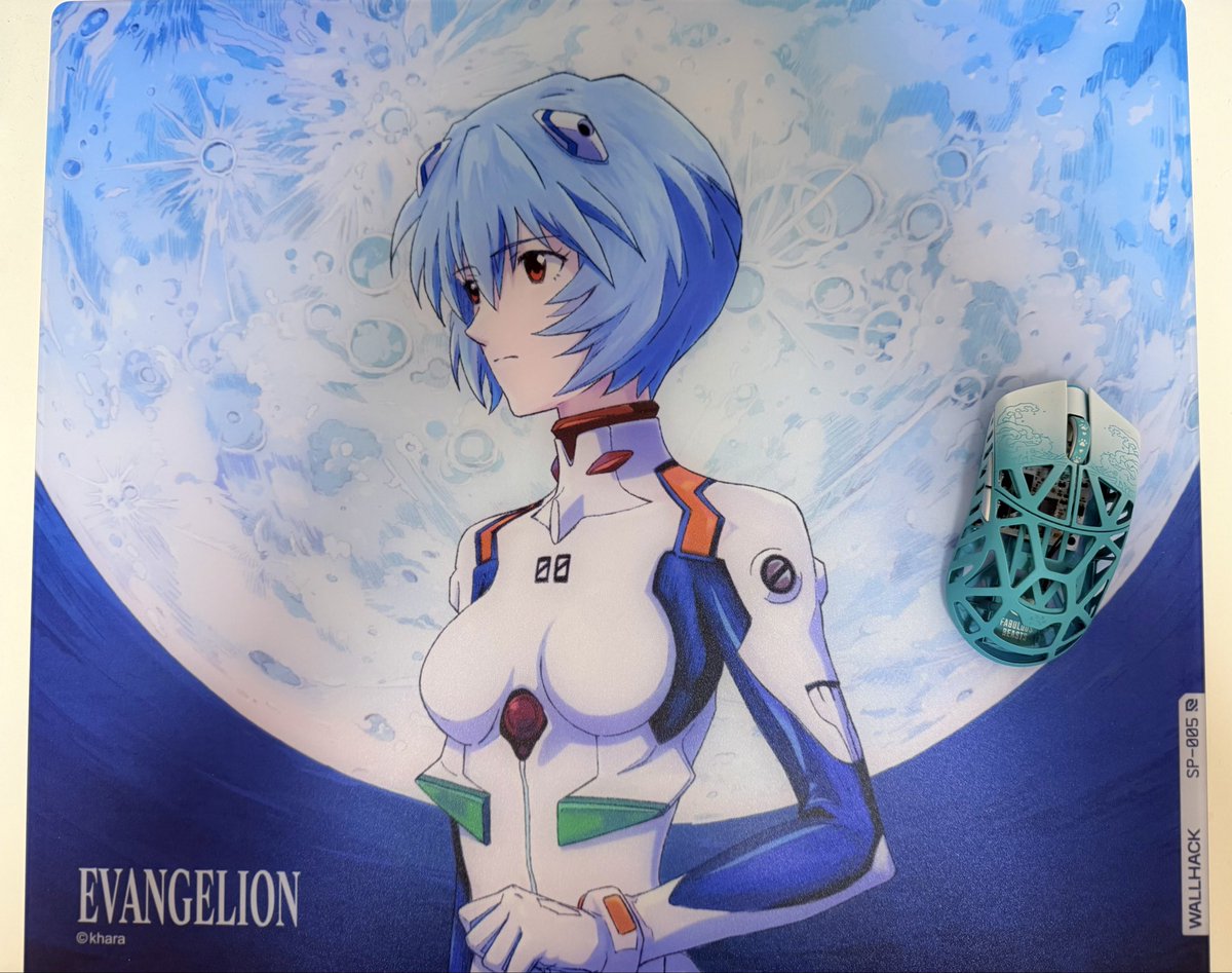 LOVE BOMB tweet media