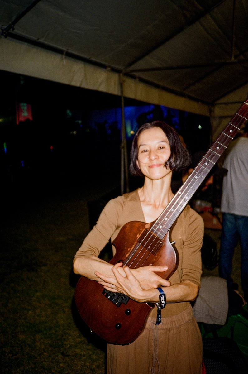 AYAさんには若い頃すごくお世話になったんだよね。また彼女のベースを