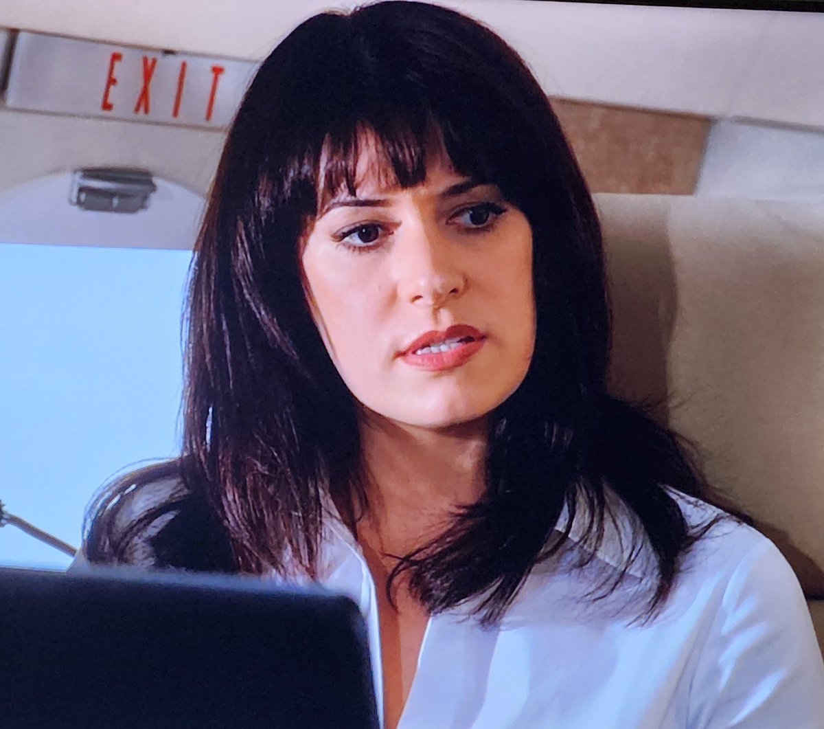 EmilysGun's tweet photo. We do NOT talk about this Emily Prentiss look enough!

Absolutely, Drop Dead Gorgeous!

@pagetpaget 
@criminalminds https://t.co/QIT6GWXYBs