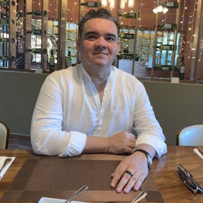 Angel_Mazid's tweet photo. #NuevaFotoDePerfil si se quiere, si se puede! https://t.co/VVfMh0bXlY