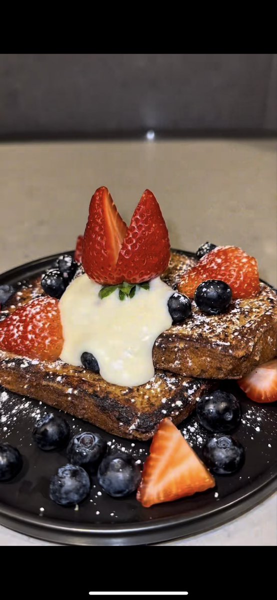 zaecamara's tweet photo. It’s Black History Month ✊🏾
Support Black Creators👩🏾‍🍳
My digital cookbooks are $5 &amp; $10 all February on https://t.co/mhzMfEOfkc
I’m on a mission to sell 100,000 of them.
Link in bio if you like my recipes 👩🏾‍🍳🤎
And if you can’t get one right now, a share always means so much 👩🏾‍🍳🥰 https://t.co/sdpT1NTZat