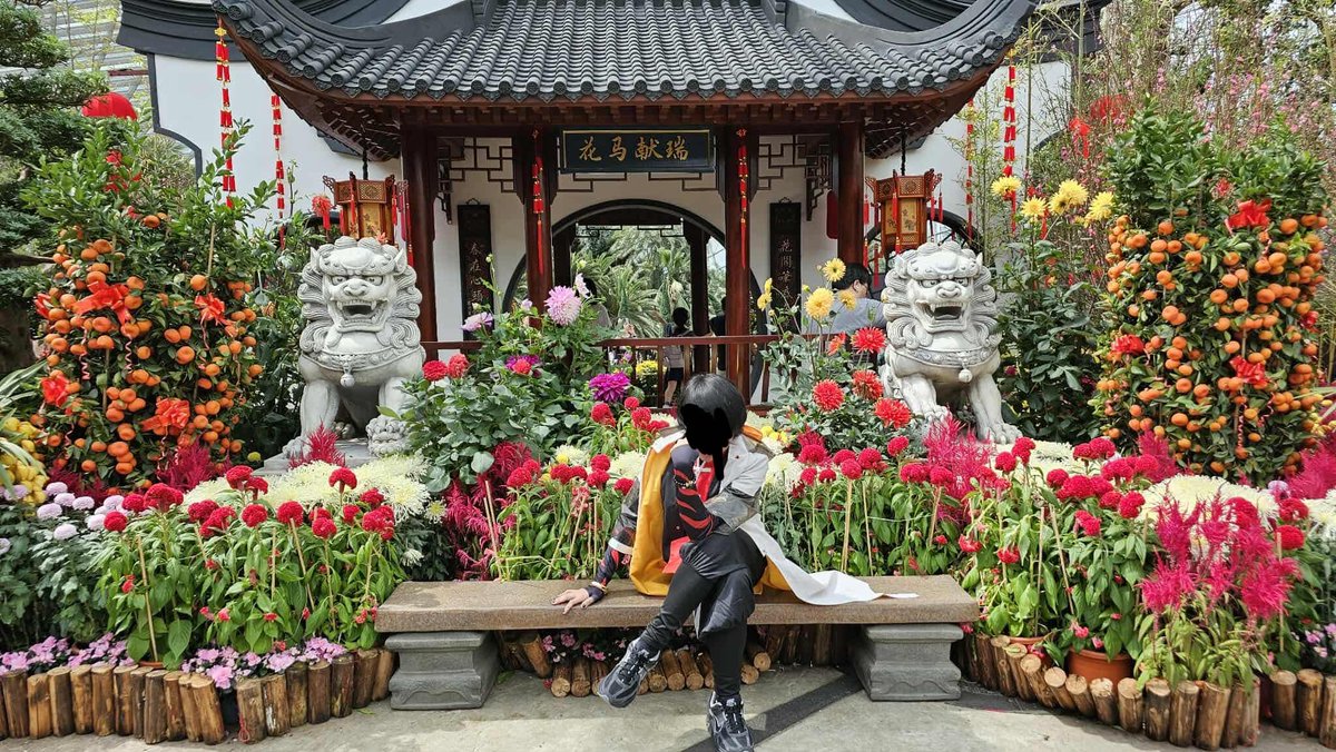 新年快乐. 

@ Garden by the Bay at Singapore

(I forgot to bring the boots and ears)

#cosplay #aak
