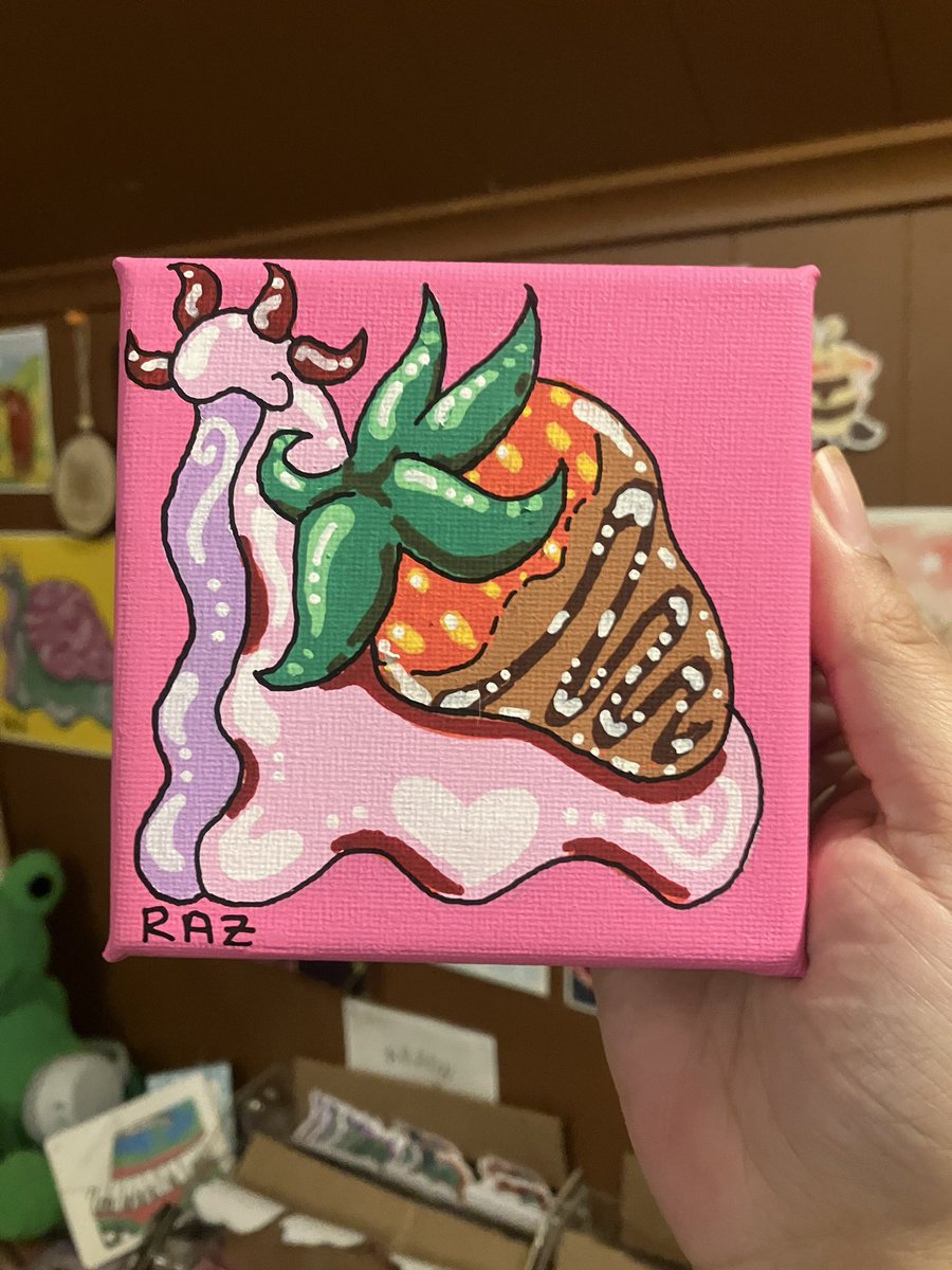 razzie💜 tweet media