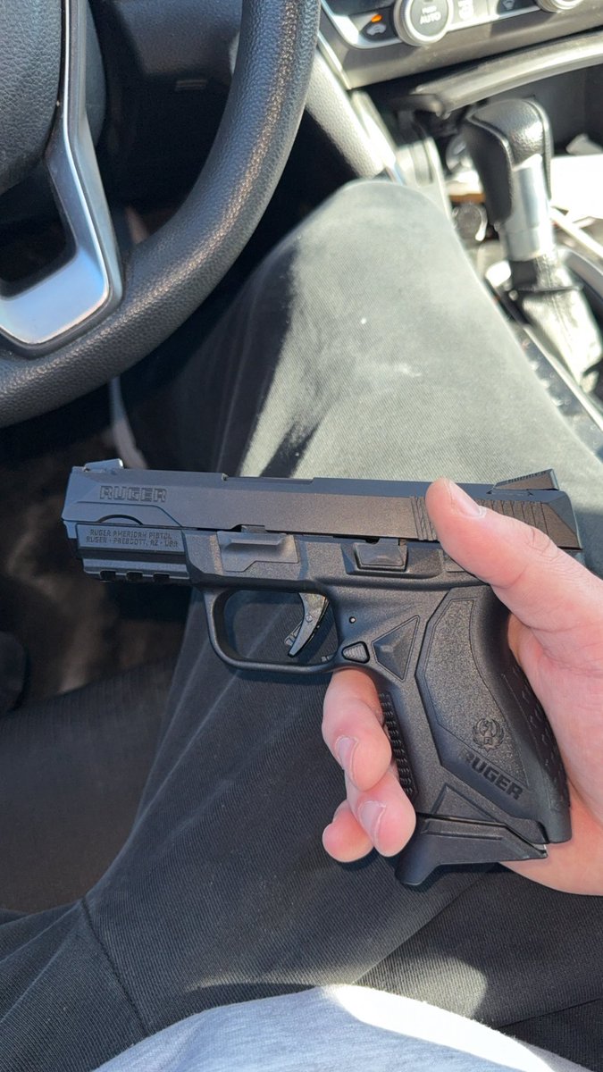 Alpha Connor 💸 tweet media