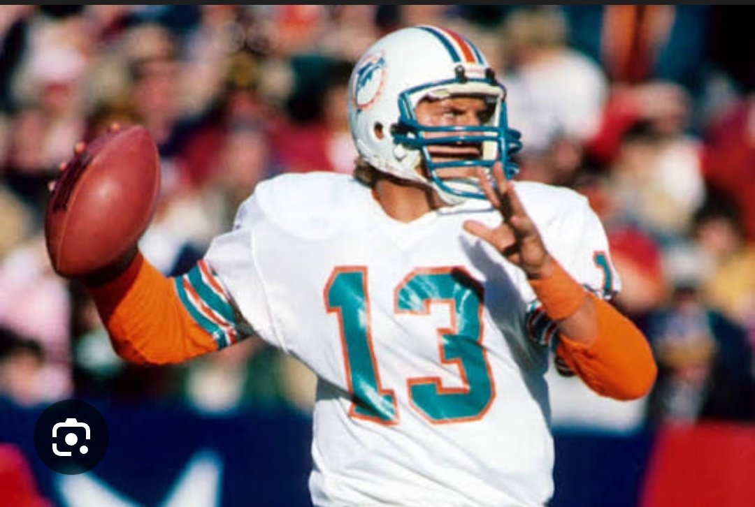 bipbop1966's tweet photo. @RayBrownell @InchesNFL Every freakin game from 1984 is now on youtube to see. https://t.co/3t8nwz3wYv