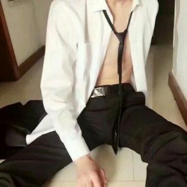 c1bbri's tweet photo. 2026打响新年第一炮了，还有多少人妻，少妇没有打响，速来＃0470＃呼伦贝尔 https://t.co/nMJDQzKgBO