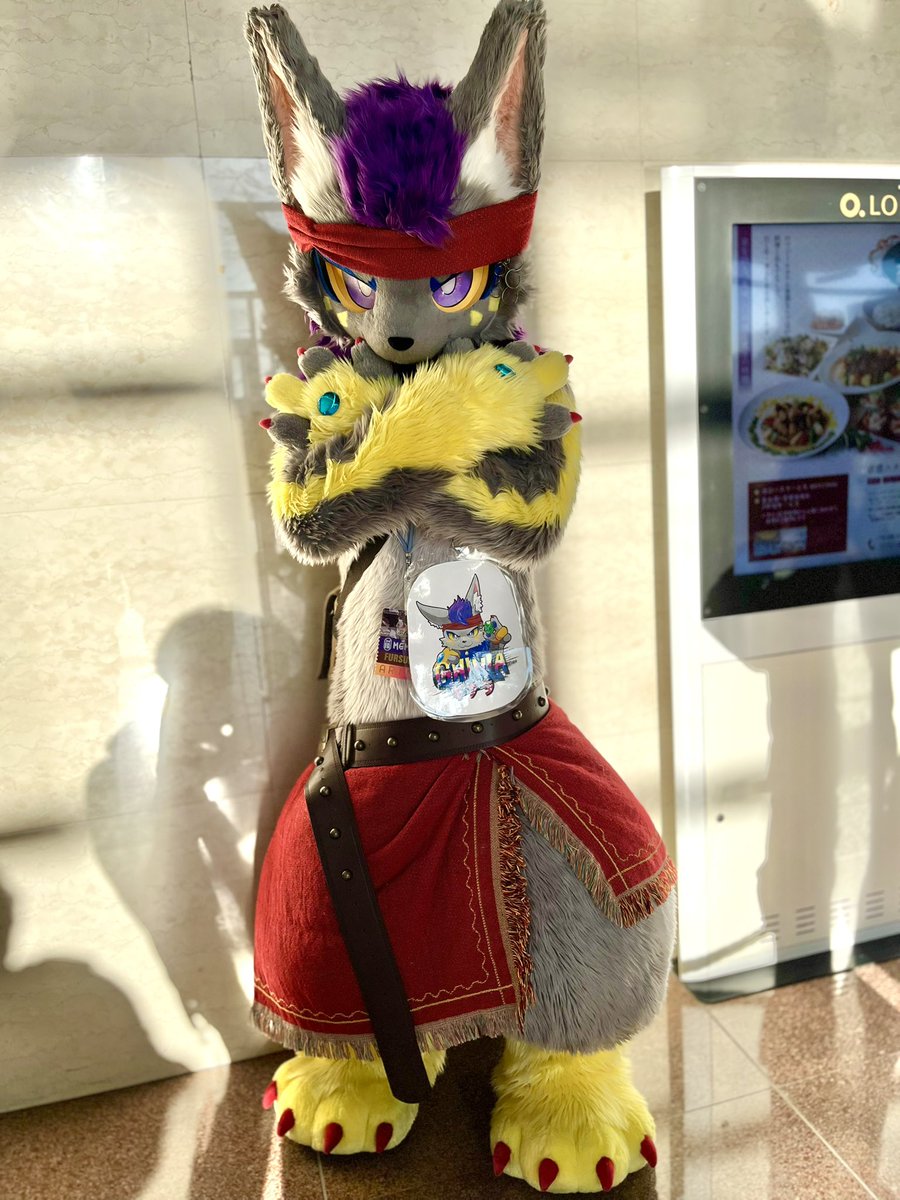 話しかける前の人が弱点をいじめてたから最初に撮った写真がこれw あー