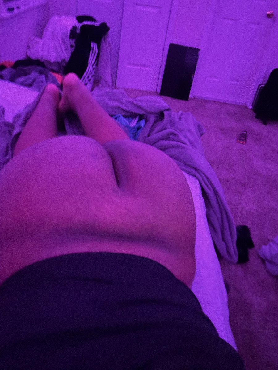 StarryTheChub's tweet photo. What we think of the ass https://t.co/JMU2FTpTp3