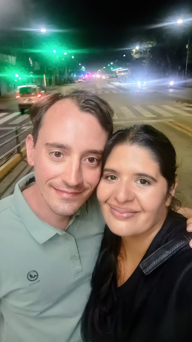 El amor no tiene días ni horarios.

TE AMO NOE.

@noeliaconte