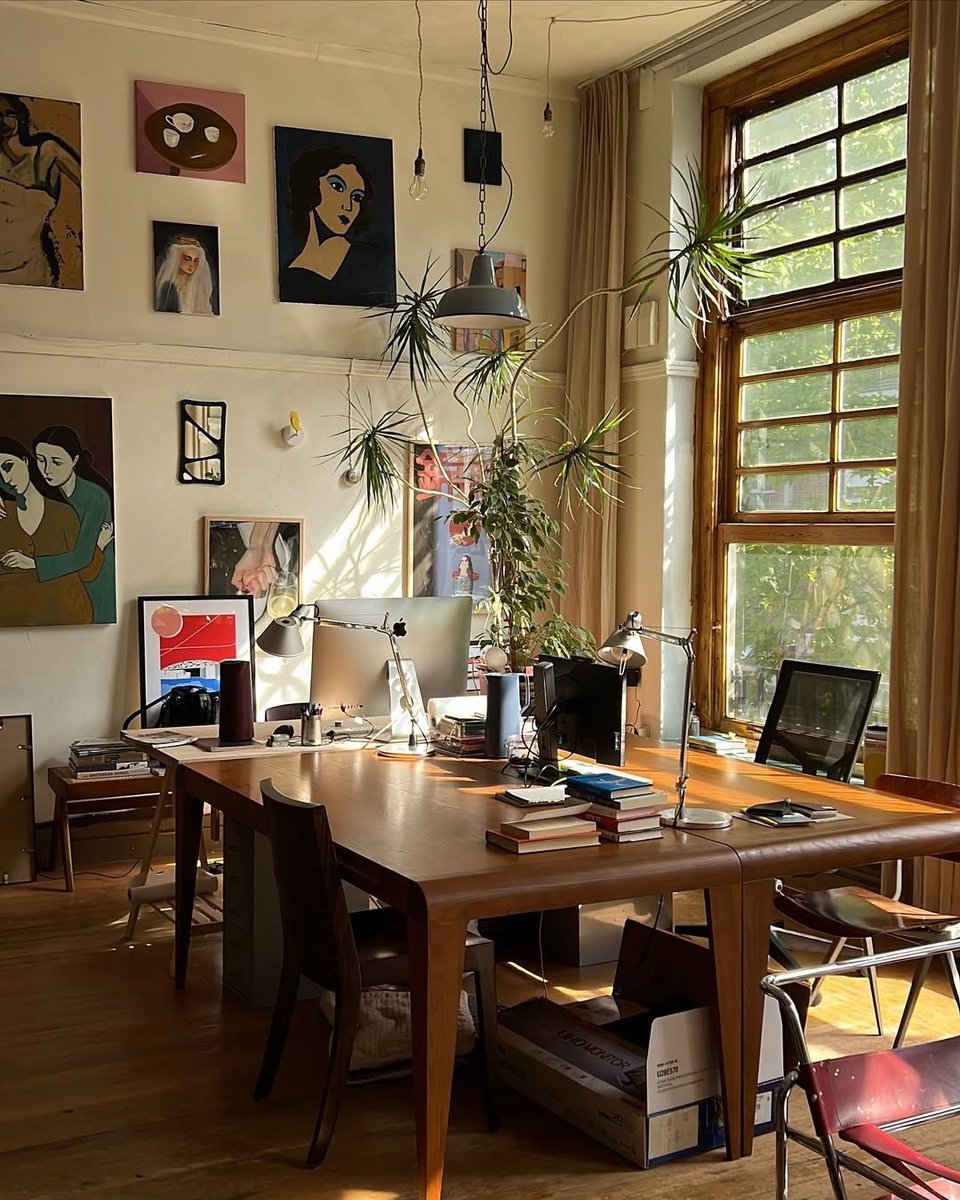 🌿저의 인테리어 추구미🌿
일단 날 따뜻해지면 식물들 부터 들여야지