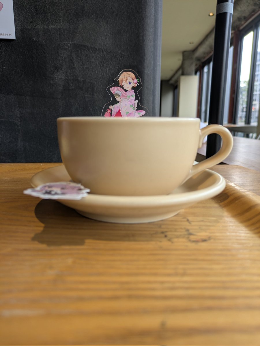 K2_Yoshi2617's tweet photo. ごちうさコラボ中のLATTESTへ突撃!!
ココアは売り切れだったのでカプチーノをご注文
至福の時間でした…😇
#LATTEST https://t.co/kvXZH743yc