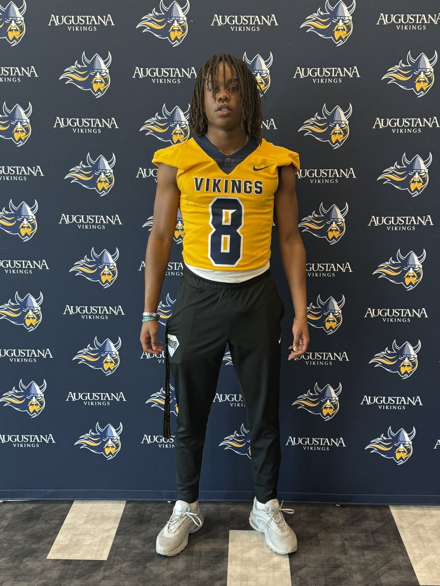 ObwayaJ's tweet photo. Had a great time in Sioux Falls @AugieFB ! Thank you @CoachMylesT for having me out

@CoachOJ_ @CoachJJoyce @CoachBKearsley @coachscholten @CoachDrew18  @BlaineFootball @CoachBell_D @PrepRedzoneMN @OJW_Scouting @NWahlScouting @sixstarfootball @MNFBSpotlight @BookofEllis @AllenTrieu @stnlowell @TopPreps