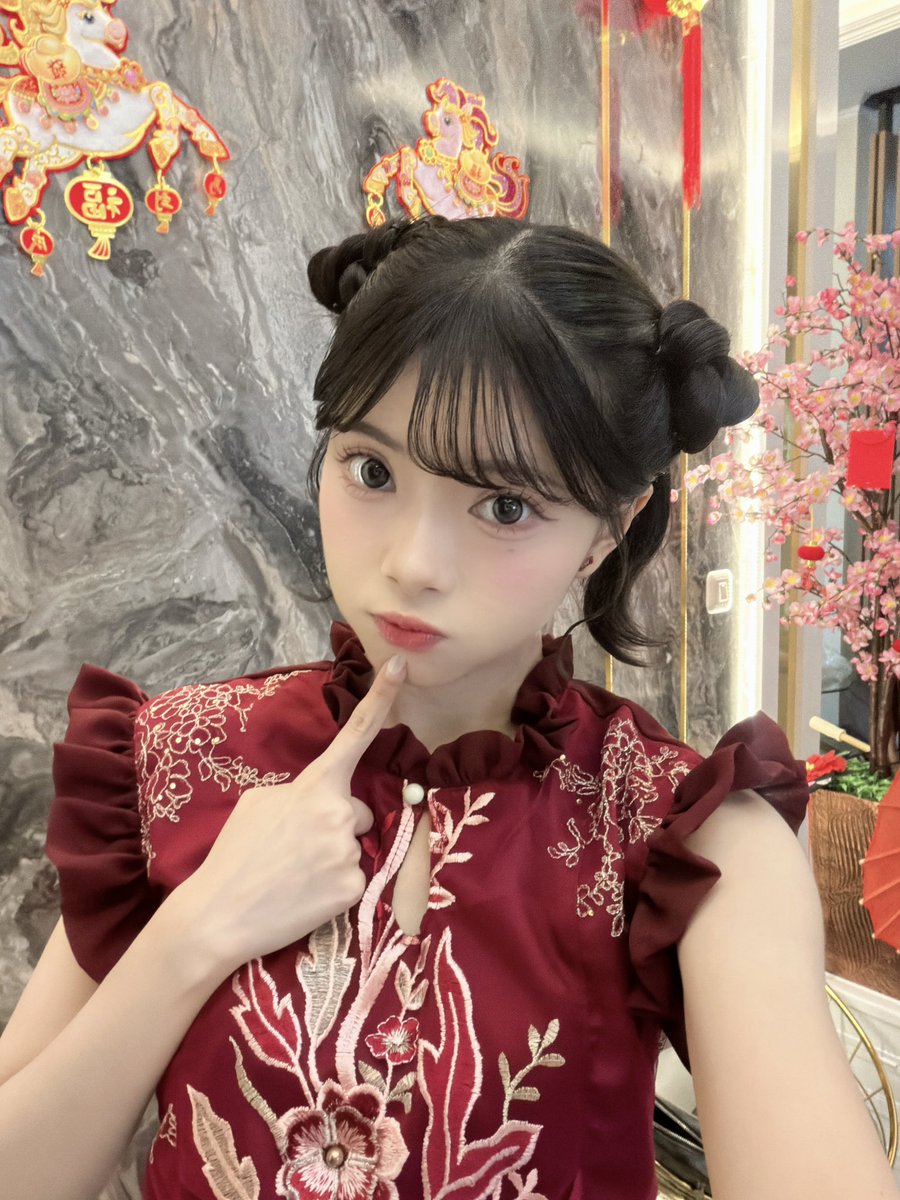 Gong xi fa cai 🧧✨
Ceceh mau minta angpao boleh?