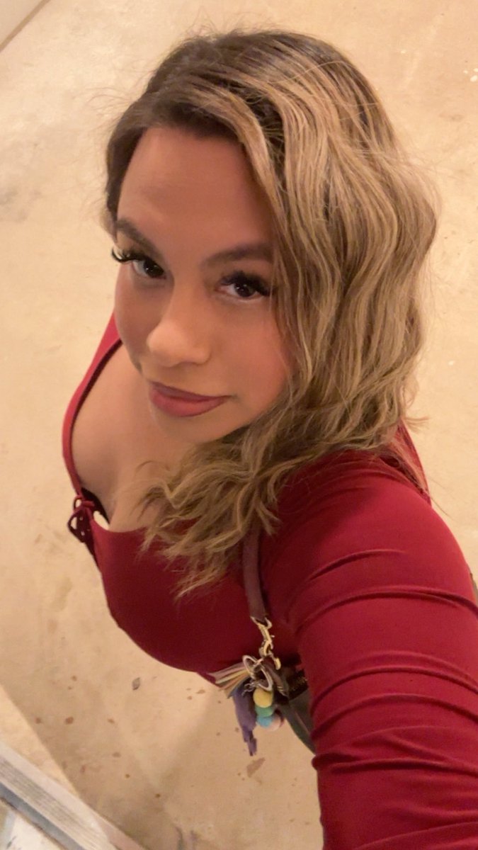 callmetinaa__'s tweet photo. 💗💋 https://t.co/YUMgfCnIHx