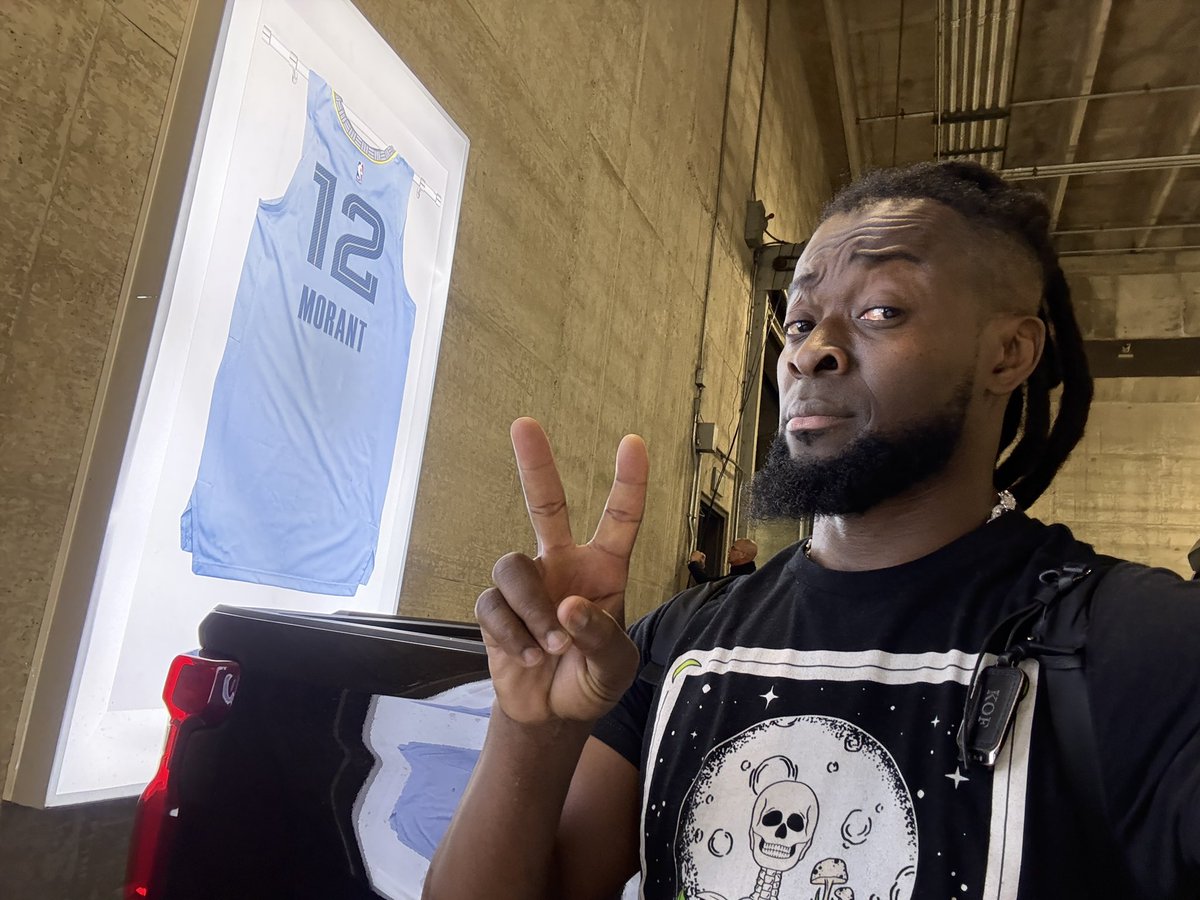 Kofi Kingston tweet media