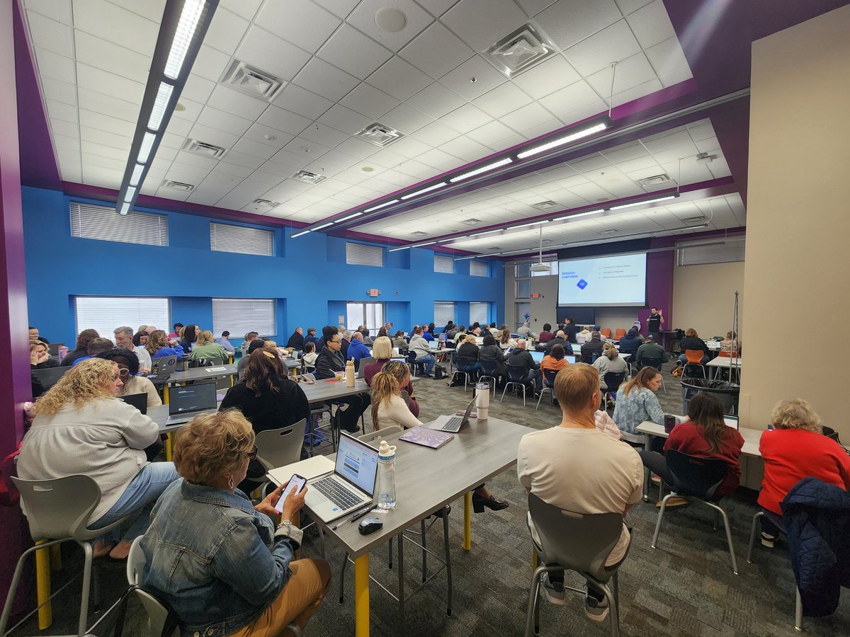 JCPS_Tech's tweet photo. What an energy @JCPSKY #Googlepalooza! 🚀 500+ teachers &amp; staff crushed it today, mastering the move to Gmail. Huge thanks to @GoogleForEdu &amp; @ForwardEdge for keeping us on the cutting edge with Google Workspace &amp; Gemini. The future of learning is here! 💻✨ #EdTech #GoogleGemini https://t.co/Cv8ey3ujb2