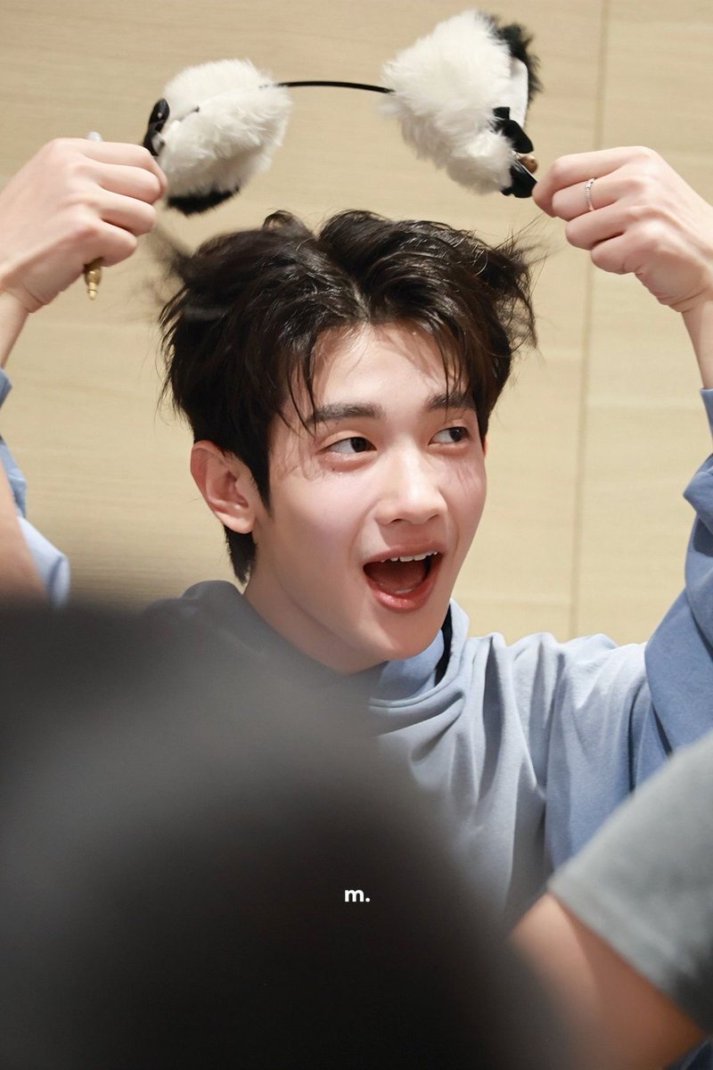 holy_progresss's tweet photo. ปีศาจแงววว เมี๊ยวววว
ถอดหูออกก็ดูรู้ว่าเป็นแมวอยู่ดี 

. . . . . . . . . . . . . . . . . . . . . . . .

#ProgressPassawish #แอลม่อนโปรเกรส
#AlmondProgress #PSPW #ด้อมภภ https://t.co/WHDJ36c5GC