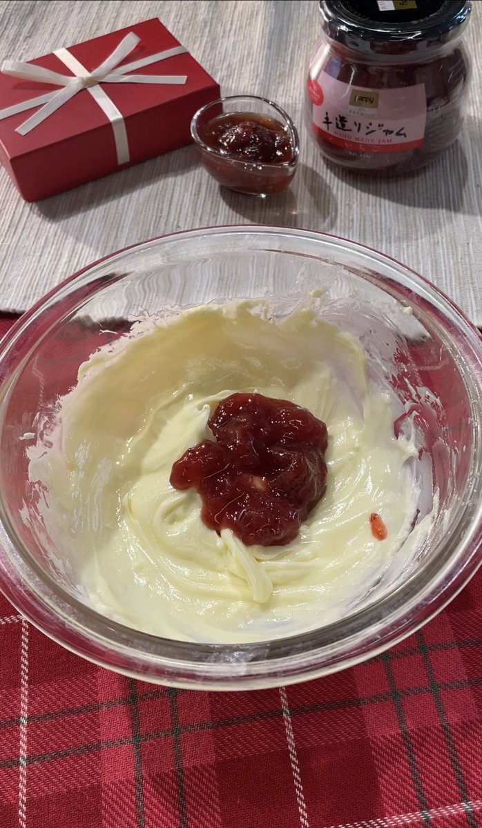 🍓🧈🍪🍓🧈🍪🍓 いちごジャムの バターサンドクッキー