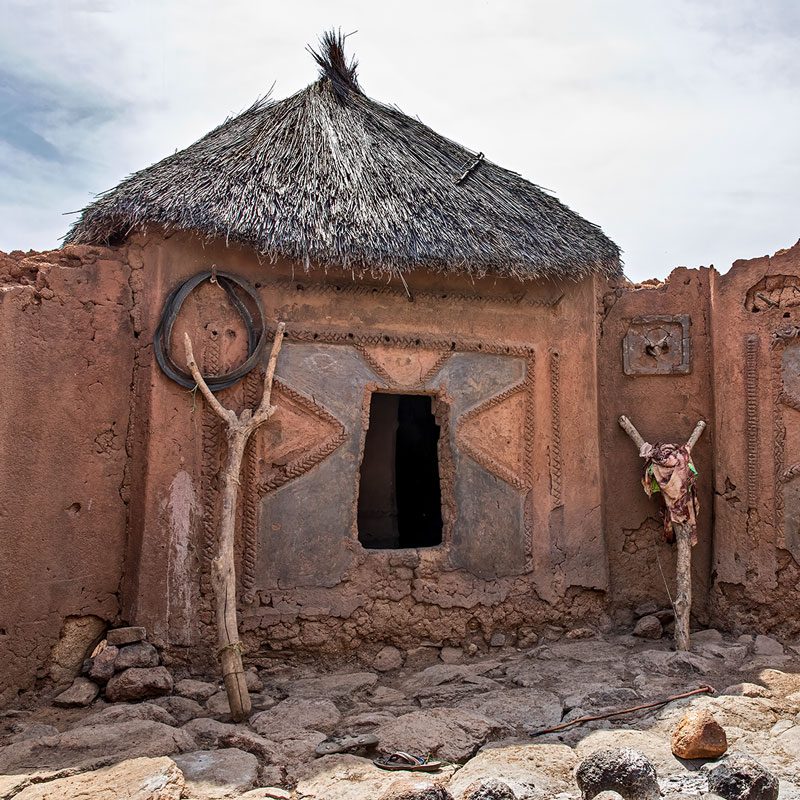 The Nuba Vernacular Architecture and its Surroundings
Nuba Mountains - Sudan 

#SudaneseCulture 
#ثقافة_سودانية