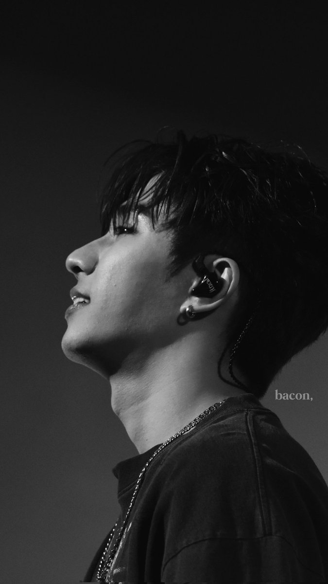 ยังรู้สึกขอบคุณเสมอ 
ที่พี่เพิร์ธไม่ถอดใจตอนช่วงที่หมดไฟ
และทำตามความฝันต่อไป
จนเราได้เห็นความสุขของพี่ในวันนี้
โชว์บนเวทีใช้ใจบันทึกไว้หมดแล้ว  🖤.
---

#PerthTanapon 
#KDPPE