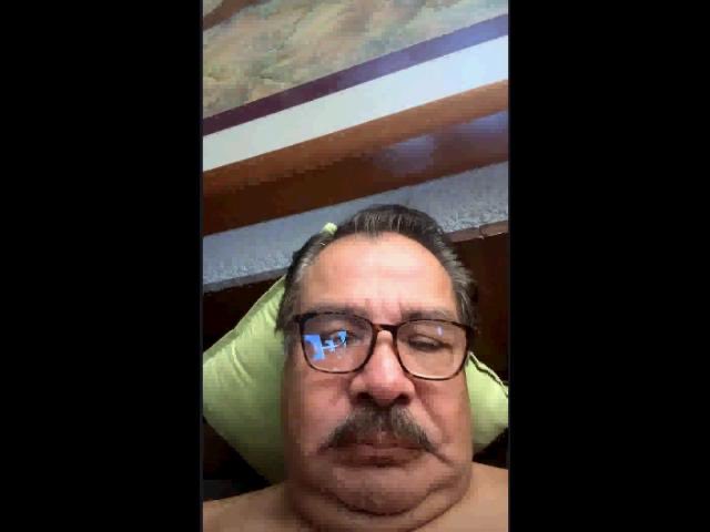 LFlacons's tweet photo. Victor Bernabe , grand maître mastubateur de tout  TikTok ce mais nue devant une petite fille de 12 ans quel grande honte de tout Mexique #lajounada #MexicoCity #MexicoTexcoco https://t.co/XmcoIGuiPU